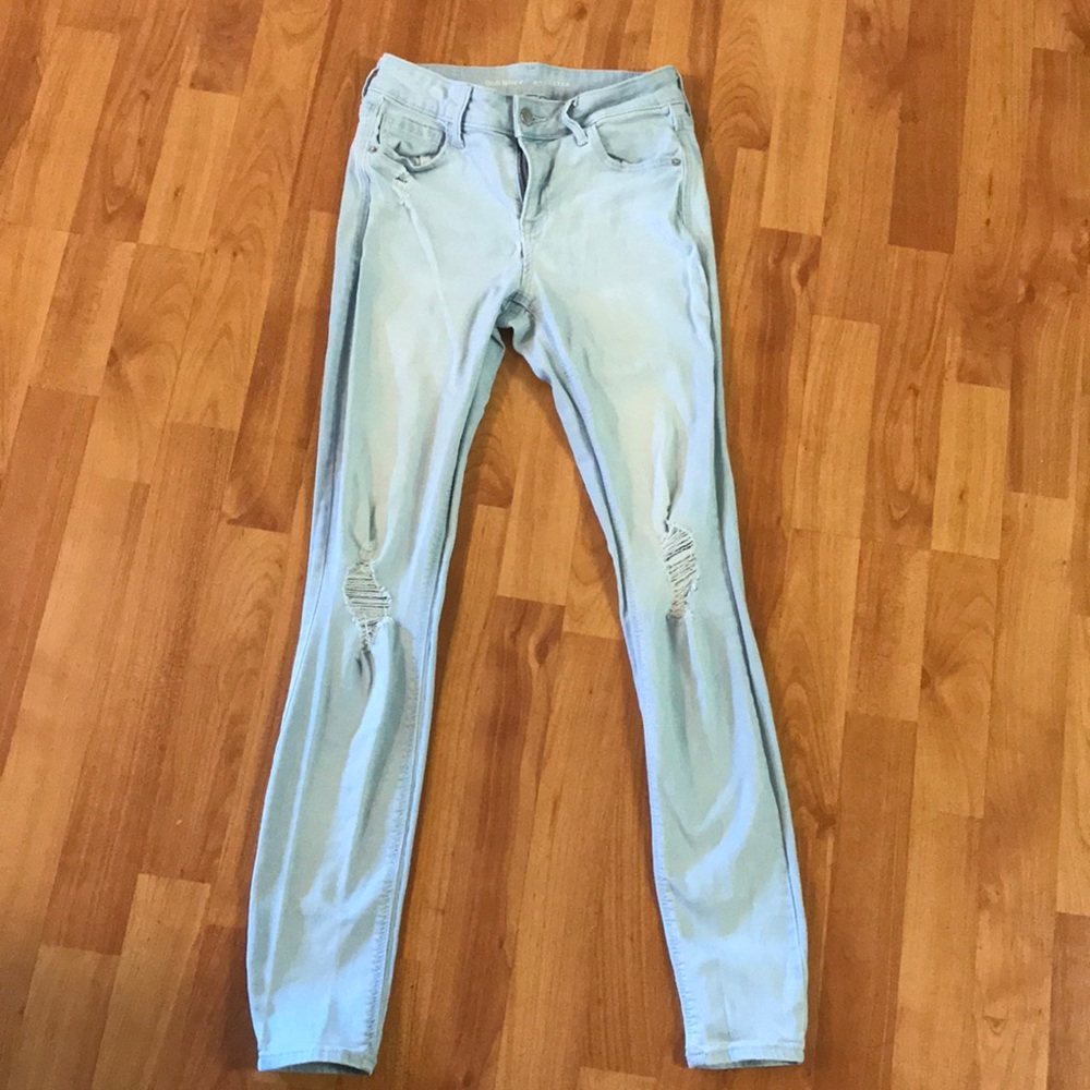 Old Navy distressed high rise skinny jeans